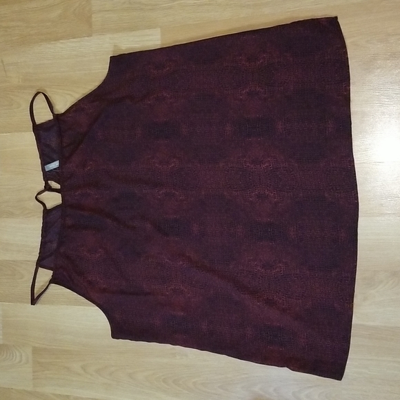 Penningtons red and black pattern tank top 1X - Picture 5 of 12